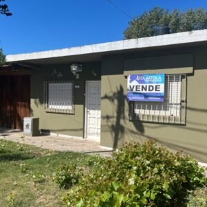 Casa En Venta En Mar De Ajo Todos Los Servicios Y Pileta