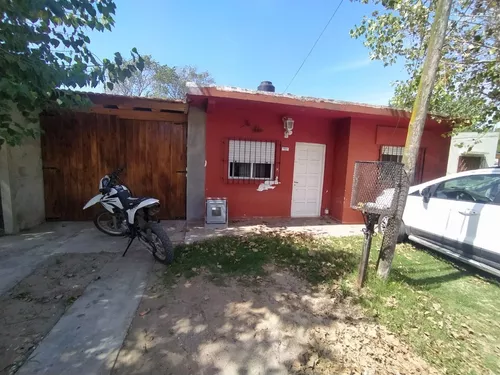 Casa en Mar de Ajo con pileta