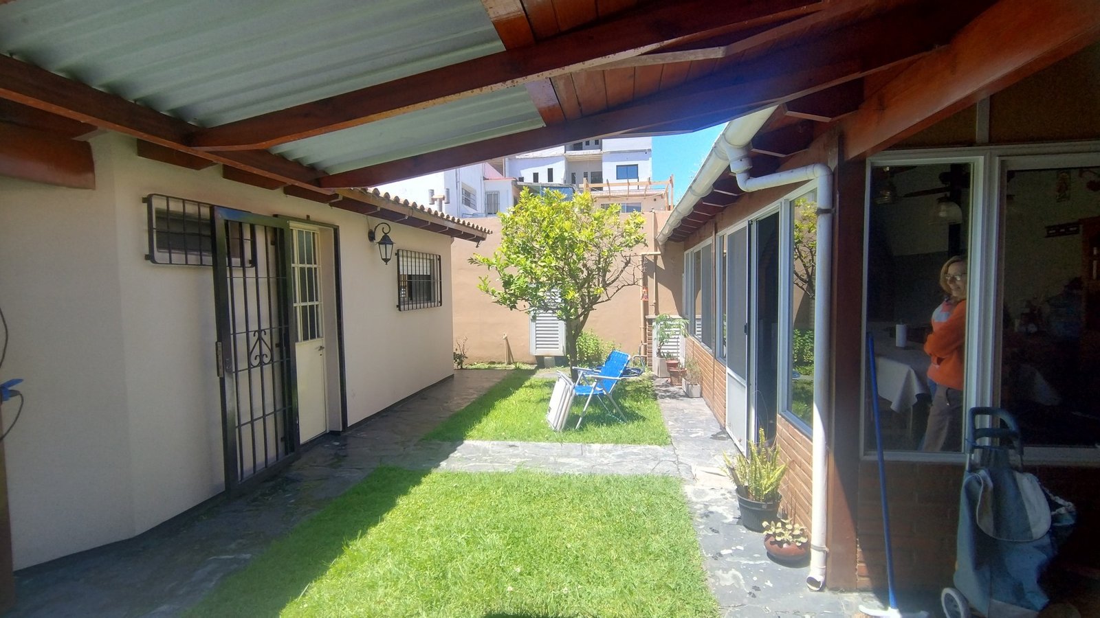 586318969_1355414606252740_2664059660156855880_n